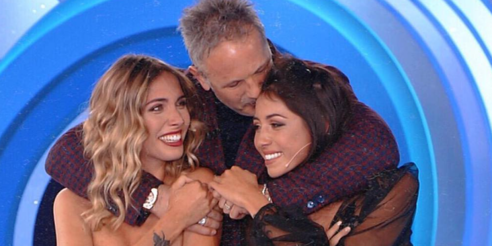 Reči koje paraju srce: Ćerka Siniše Mihajlovića na mestu gde je preminuo njen otac (FOTO)