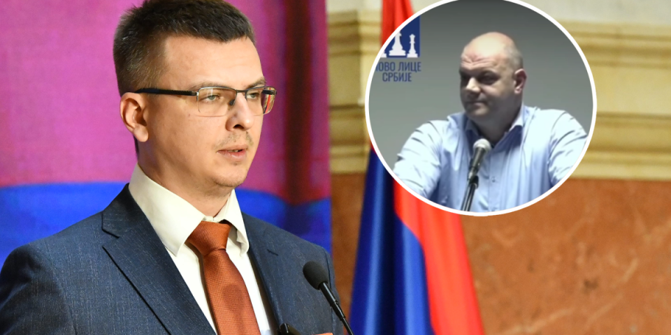 (VIDEO) Ovo još nismo videli: Da li je moguće da je Parandilovićev odbornik ovo uradio za govornicom?!