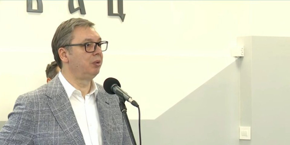 Vučić poruka iz Mladenovca: Moramo da ulažemo više novca u održavanje izgrađenih objekata