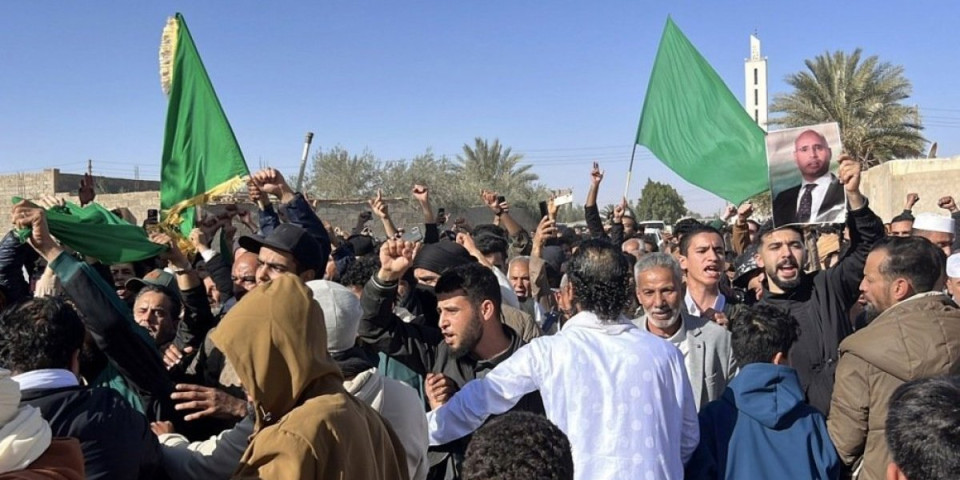 Sahranjen Gadafijev sin: Više od 50.000 ljudi ga ispratilo uz potresne scene, ovakav ispraćaj Libija ne pamti decenijama!