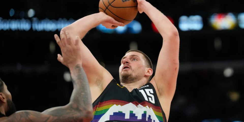 Nikola nije sa ove planete: Samo jedan čovek je ispred njega po broju tripl-dabl mečeva