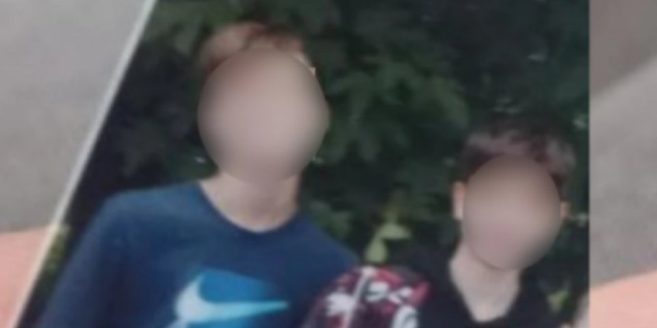 Izbo druga 37 puta, otac i majka pred sudom: Počelo suđenje roditeljima dečaka ubice iz Niške Banje, biće zatvoreno za javnost