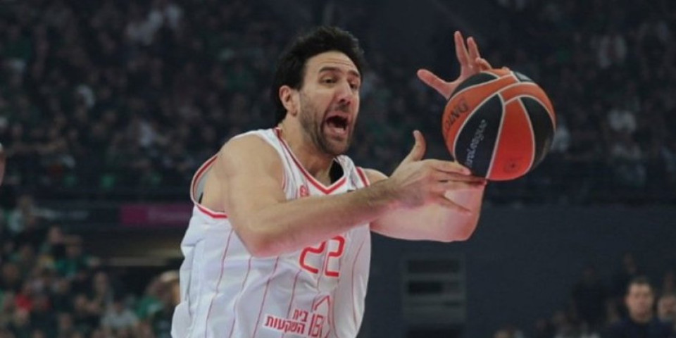 Micić u problemu: Srbin ostao u Beogradu, nije mogao na avion sa ekipom Hapoela (FOTO)