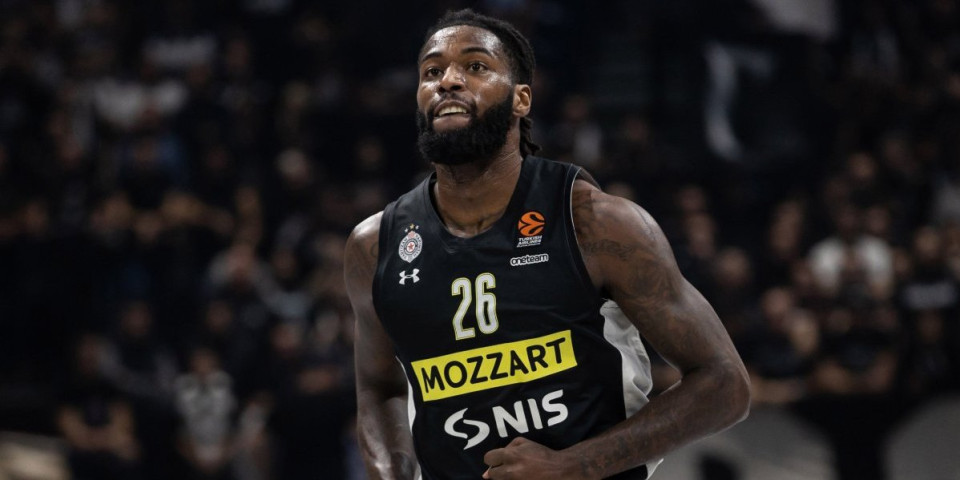 Ražnatović zbog Zvezde i Partizana otpustio Lesora: Rekao je jedno, a mislio drugo