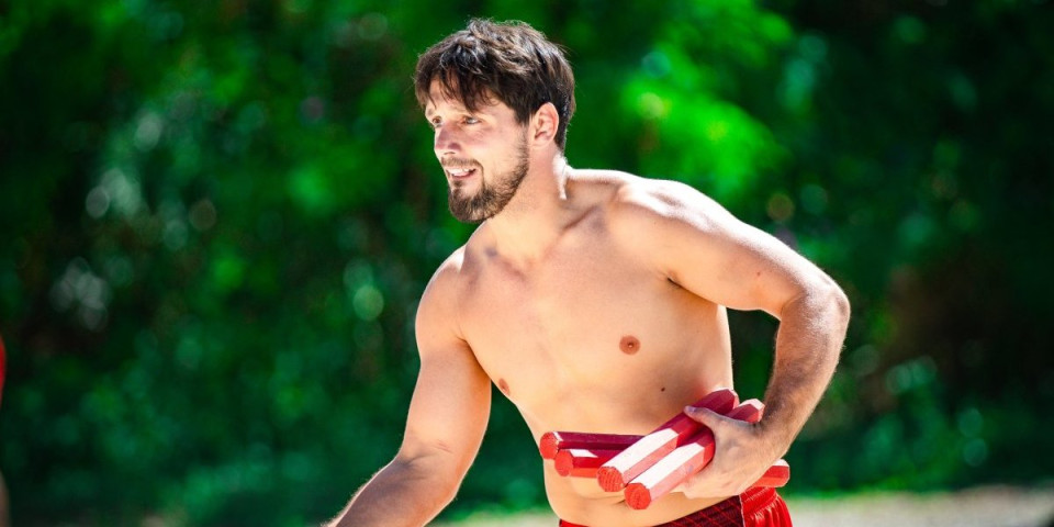 Aleksa je kao devojčica - Plavi udarili na Crvene: Od kad nema Jodžira, ne znate gde se nalazite (VIDEO)