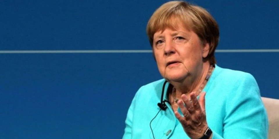 Nije joj dobro! Prva izjava Merkel nakon potresa u Nemačkoj: Pobeda AFD izazvala tektonske promene, nisu svesni šta dolazi
