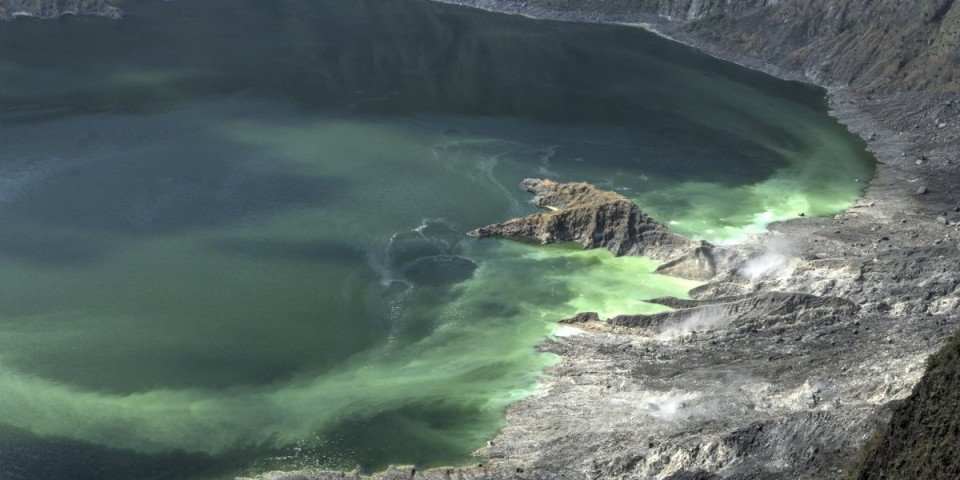 Monstrum iz dubina se probudio! Aktivirao se vulkan posle četiri decenije mirovanja: Naučnici u strahu nakon onoga što su otkrili (FOTO)