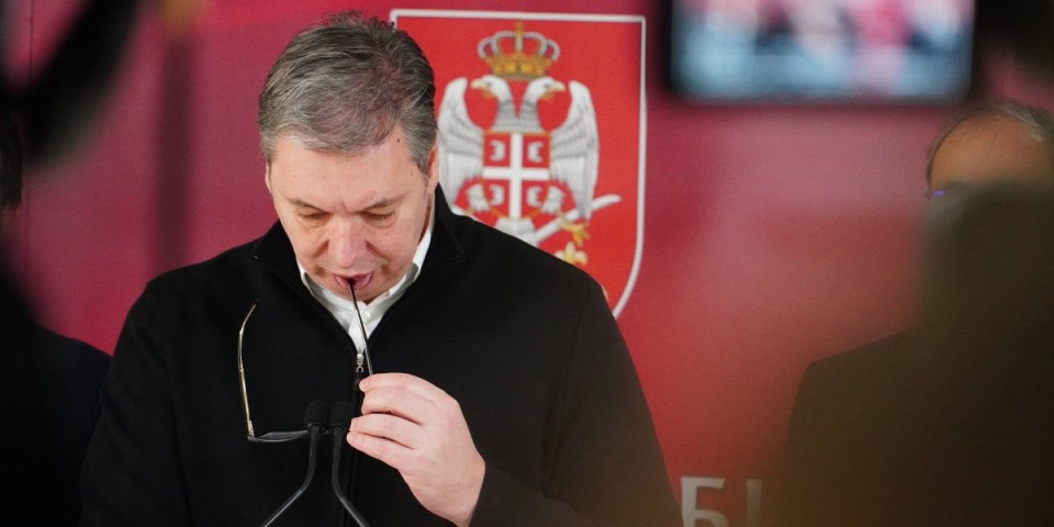 Strašan skandal trese državu! Vučić besan na Vladu Srbije: Poslali mu plan koji je pisala veštačka inteligencija