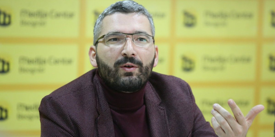 (VIDEO) Ispod kog kamena je ovaj izmileo?! Parović: Beograd na vodi je ravan Epstinovom ostrvu