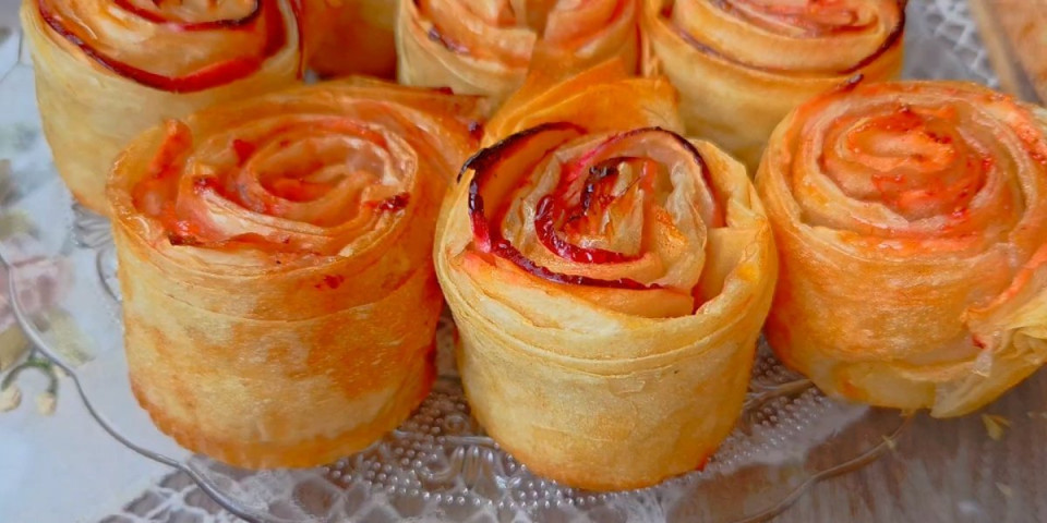 Voćne ružice sa jabukama koje su zaludele internet – prave se lakše nego što mislite (VIDEO)