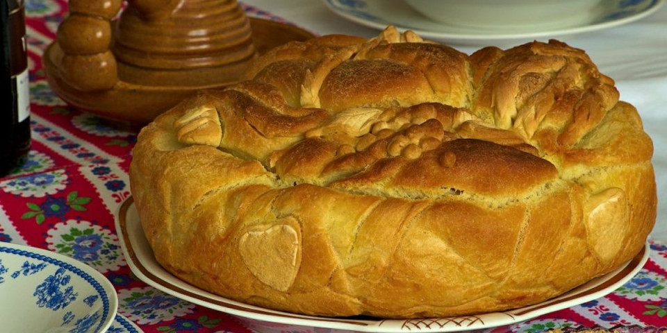 Recept za pravi slavski kolač: Mekan je i ukusan, a uspeva svima