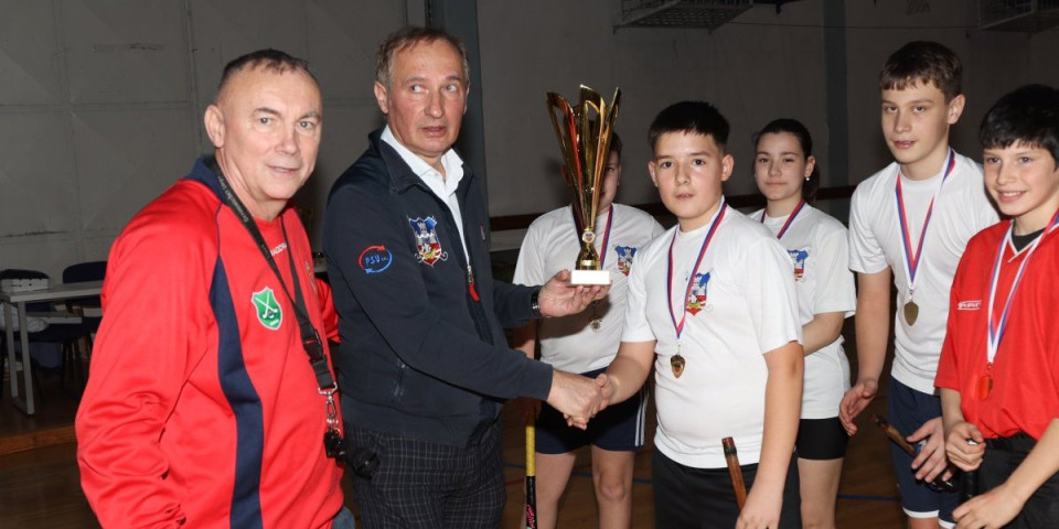 Mladi hokejaši ne mare za zimu! Posle Svetosavskog turnira prava iskušenja tek im slede