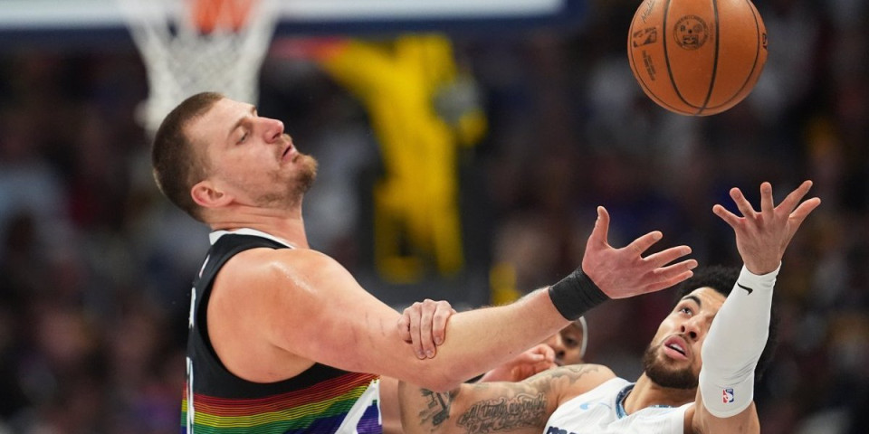 Totalna propast: Jokić se pojavio sa zavojem na zglobu, a njegov komentar je sve frapirao