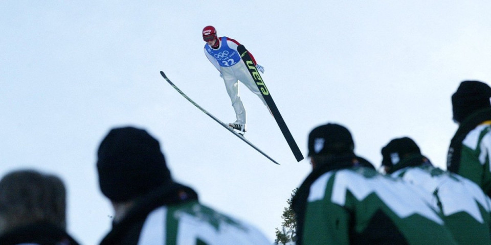 Novi skandal trese ZOI: Slovenac malo popio, pa izbačen