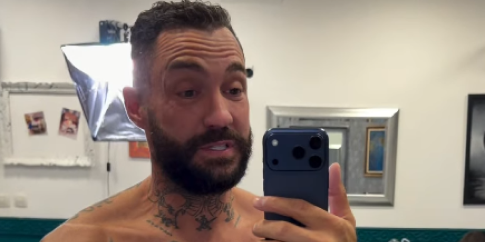 "Još samo bradavice da probušiš": Jodžira proboli iglom, on peva i trpi bol (VIDEO)