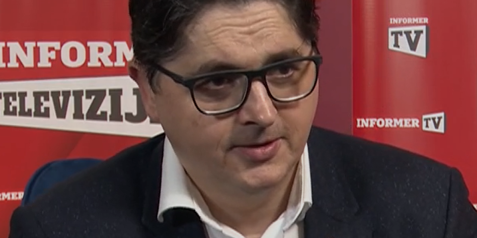 Cilj je krvoproliće na ulicama! Uglješa Mrdić upozorava: Neprijavljeni protesti služe samo za izazivanje incidenata!