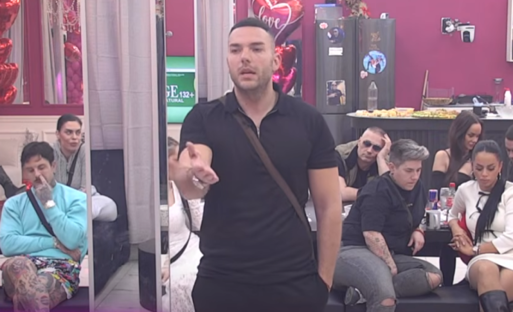 Anita krenula u razotkrivanje Anđela: "On je zao, želi da odvoji dete od majke"