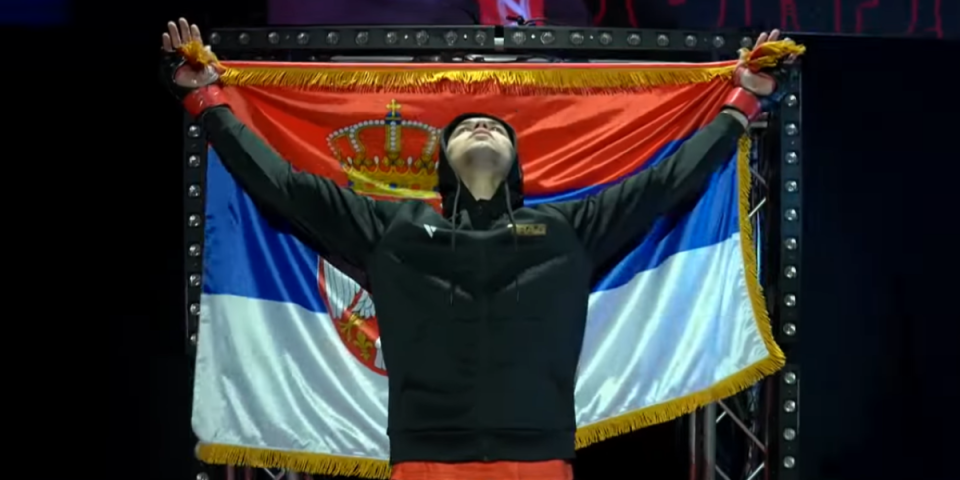 Gašenje! Srbin poslao rivala na spavanje - Mićović brutalno do treće pobede (VIDEO)