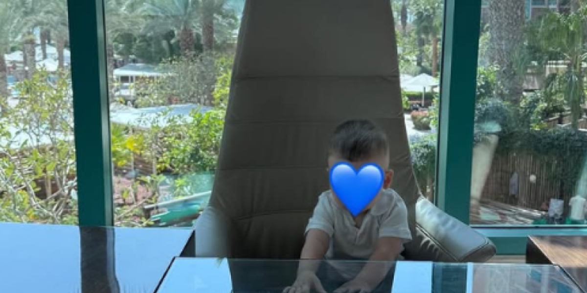 Katarina Živković odvela sina u Dubai