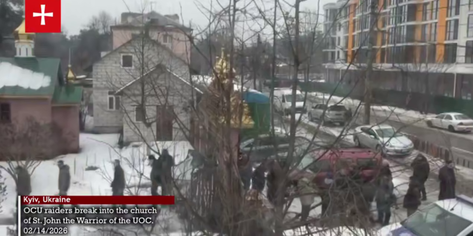 (VIDEO) Strava i užas! Naoružane horde Zelenskog upadaju u manastire - počeo nesvakidašnji teror nad pravoslavcima, ceo svet ćuti o ovome