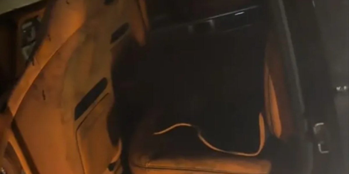 Zapaljen automobil Bake Praseta