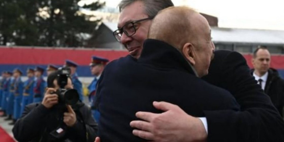 Vučić ispratio Alijeva: Hvala Vam na poseti, dragi prijatelju (FOTO)