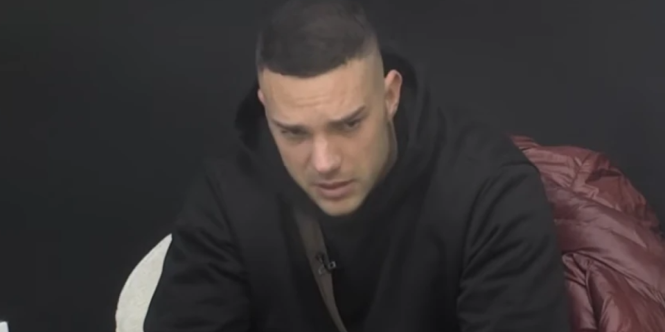 Anđelo Ranković u suzama zbog majke: ""Boli me to! Poslednji dinar ću njoj dati"