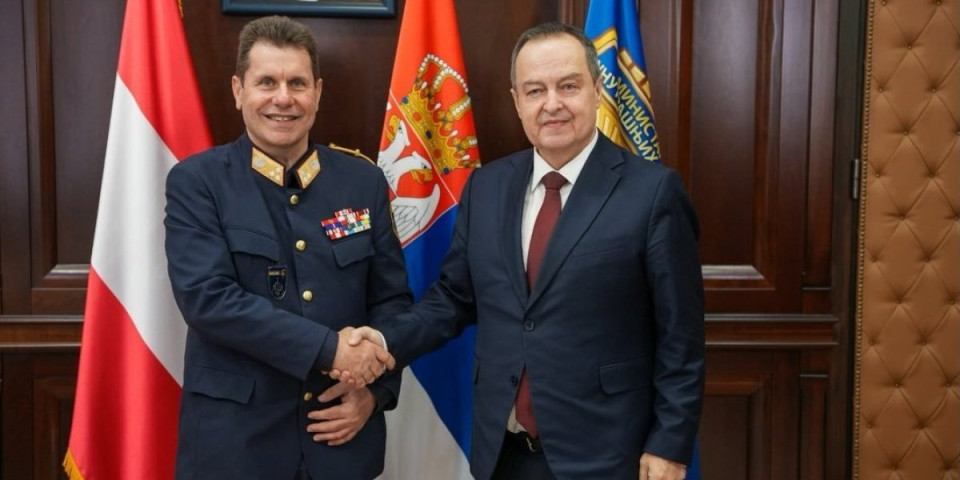 ''Čestitam, dragi prijatelju'': Dačić se obratio direktoru austrijske Savezne policije (FOTO)