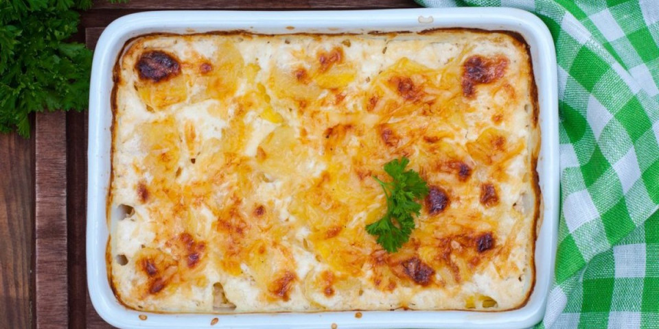 Bakina pita bez kora za 20 minuta: Mekana kao duša, uspeva svaki put