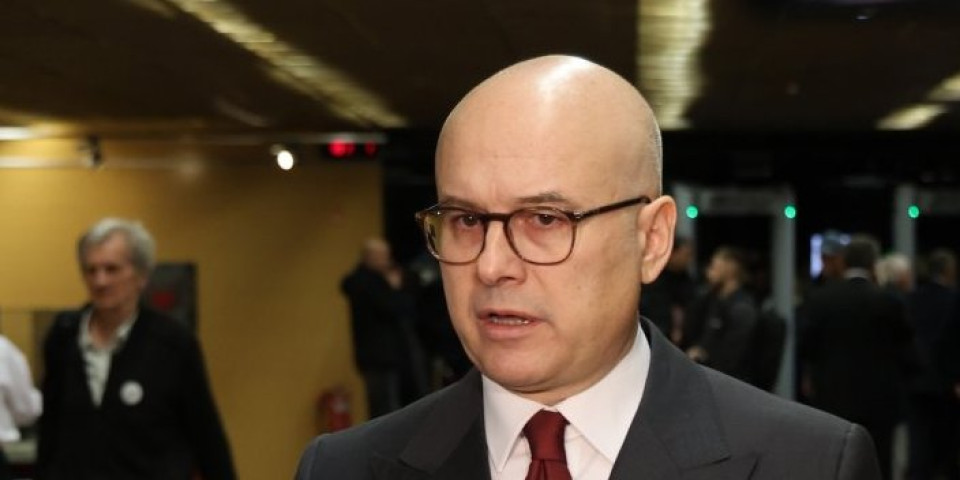 Lider SNS Miloš Vučević sa narodom u Bajinoj Bašti: Evo šta je poručio