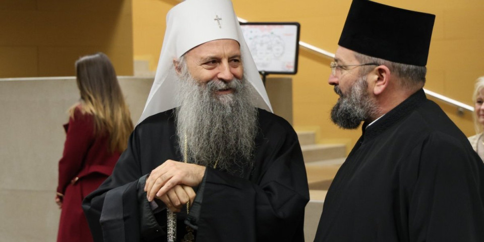 Reči patrijarha Porfirija odjekuju! Svečana akademija u Novom Sadu, prisustvuju brojni zvaničnici (FOTO)