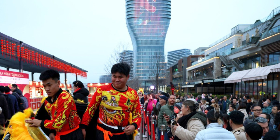 Zasijala najviša zgrada u Srbiji i regionu! Obeležena Kineska nova godina