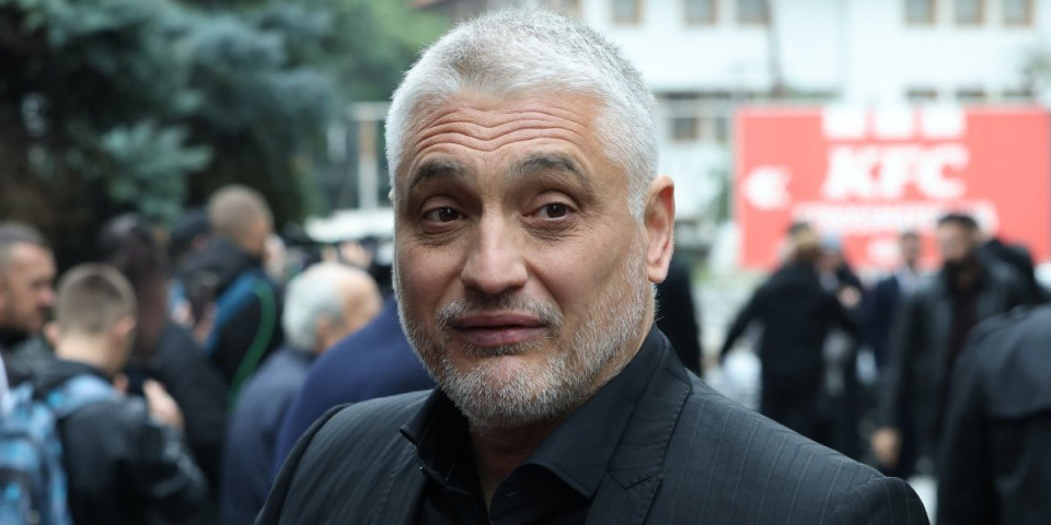 "Mirišem njihove majice i ne menjam posteljinu": Čeda se zbog dece rasuo u komade (VIDEO)