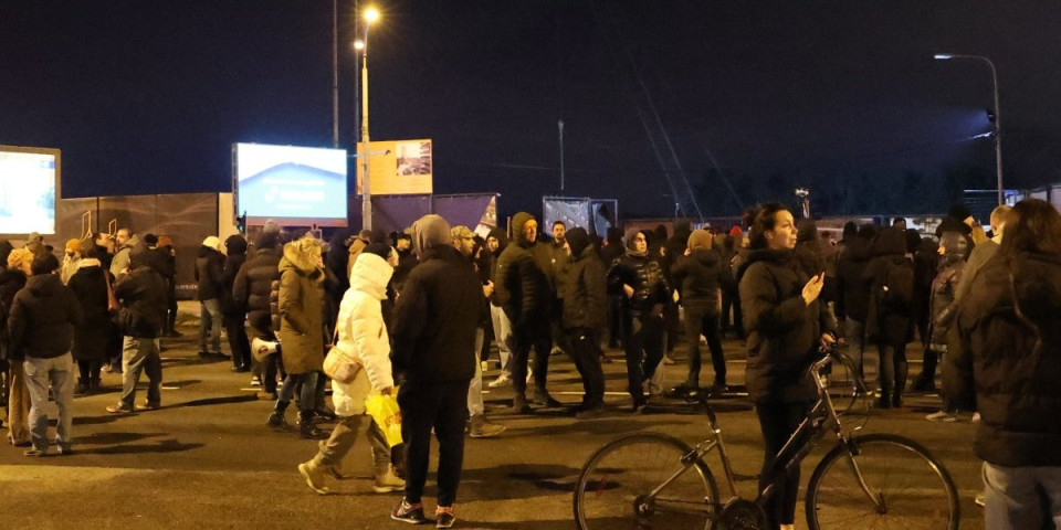 Poklaše se međusobno: Blokaderi optužili Nova S da laže