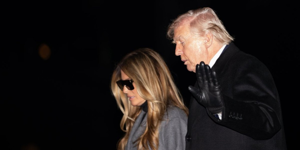 Melanija Tramp ukrala šou: U moćnom stajlingu zapalila pistu - modna kraljica izdominirala (FOTO)