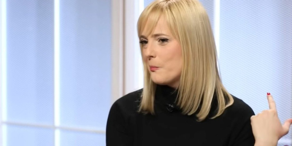 Ma šta je ovo, Žaki: Zašto se pominje "ružna prošlost"?!