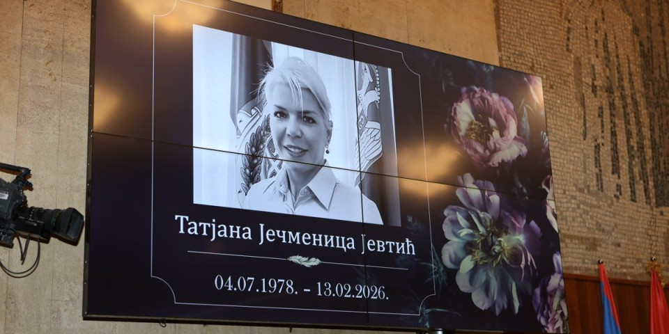 Sahranjena Tatjana Ječmenica: Tuga i jecaji na groblju, porodica i prijatelji slomljeni u suzama