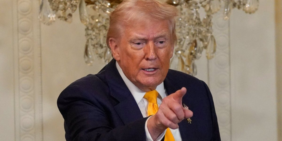 Tramp nije dobro? Fotografi snimili čudan detalj, Bela kuća se odmah oglasila