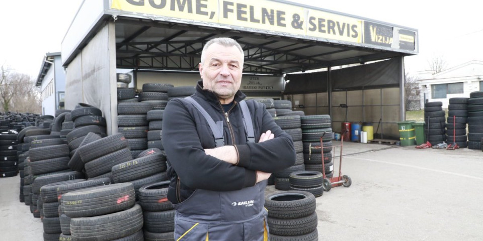 Saznajemo: Kraj drame na Ibarskoj - Evo kako je vlasnik auto servisa odustao od strašne namere (FOTO/VIDEO)