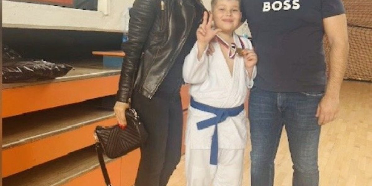 Bogdan sa roditeljima