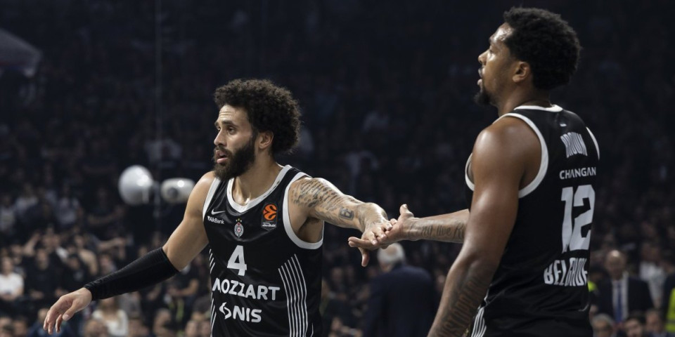 Totalni haos u Partizanu, spremaju se otkazi: Brauna i Vošingtona teraju iz kluba posle bruke u Nišu