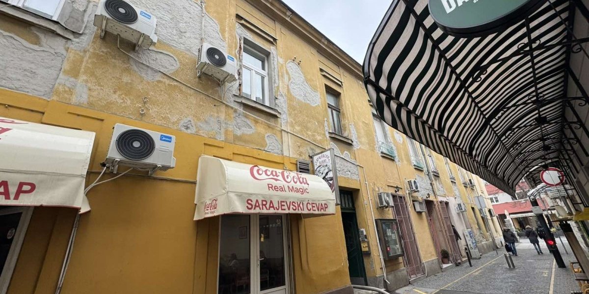 Slike nakon požara u Zemunu