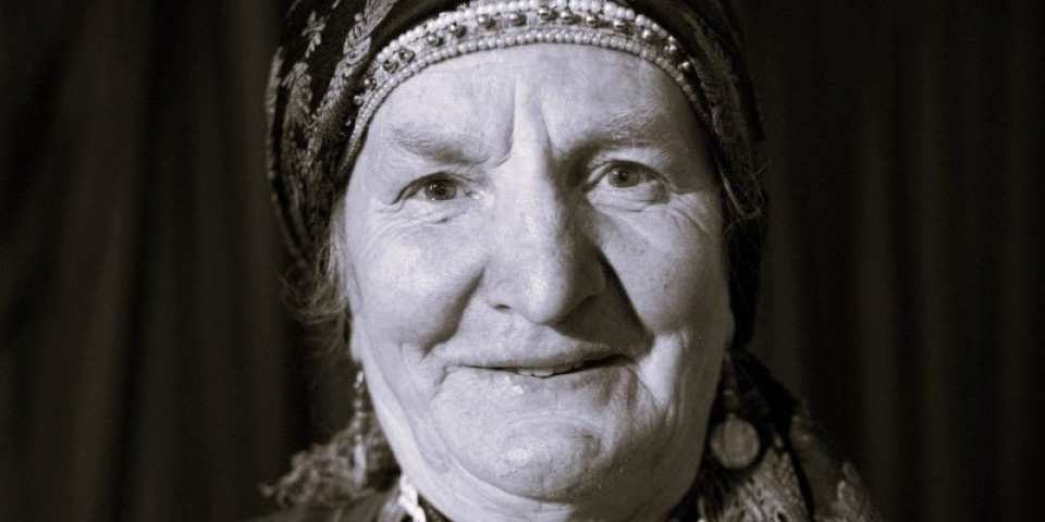 Umrla Zoja Dorodova, Babuška sa Evrovizije