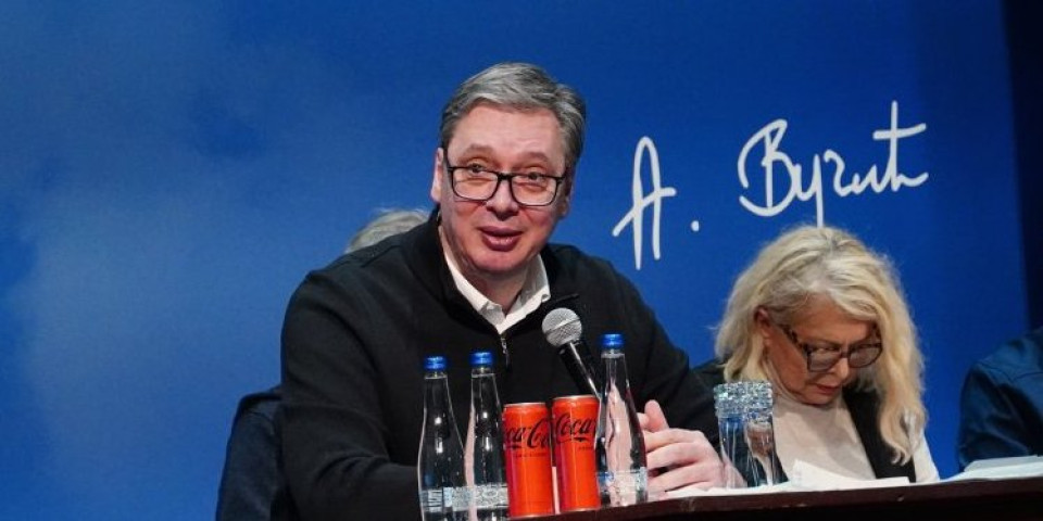 "Živelo Kladovo, živela Srbija": Odjeknule moćne poruke predsednika Vučića - blokaderima imao da kaže samo jedno (VIDEO)