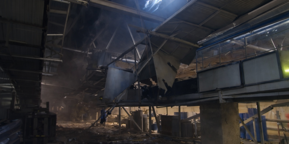 (VIDEO) Počelo je! Rusija pogodila američku fabriku: Raketa se zakucala pravo u postrojenje, kamen na kamenu ostao nije