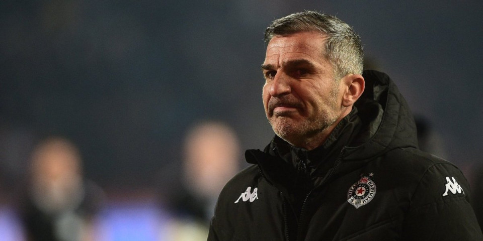 Šta kaže trener Partizana nakon teškog poraza u derbiju?