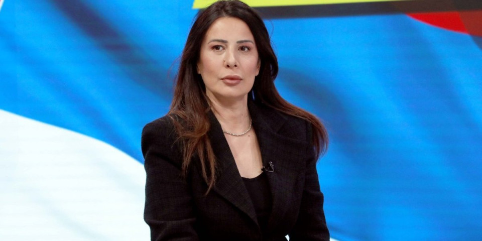 Laži o Vučiću i Kosovu neće proći! SNS poslanica Danijela Nikolić brutalno odgovorila poznatom blokaderu Savi Manojloviću