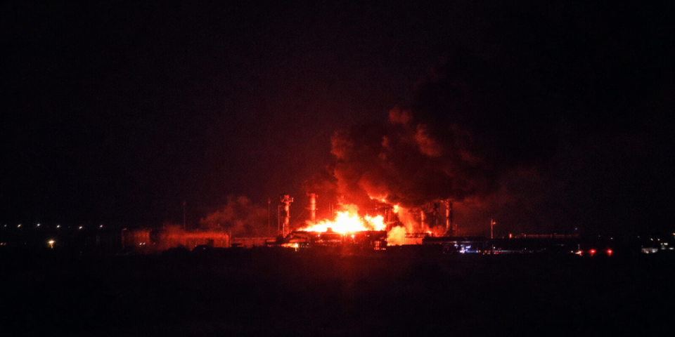 (VIDEO) Pogodak u srce Rusije! Putin ovo neće oprostiti: Stižu jezivi snimci sa lica mesta, sve je odletelo u vazduh...