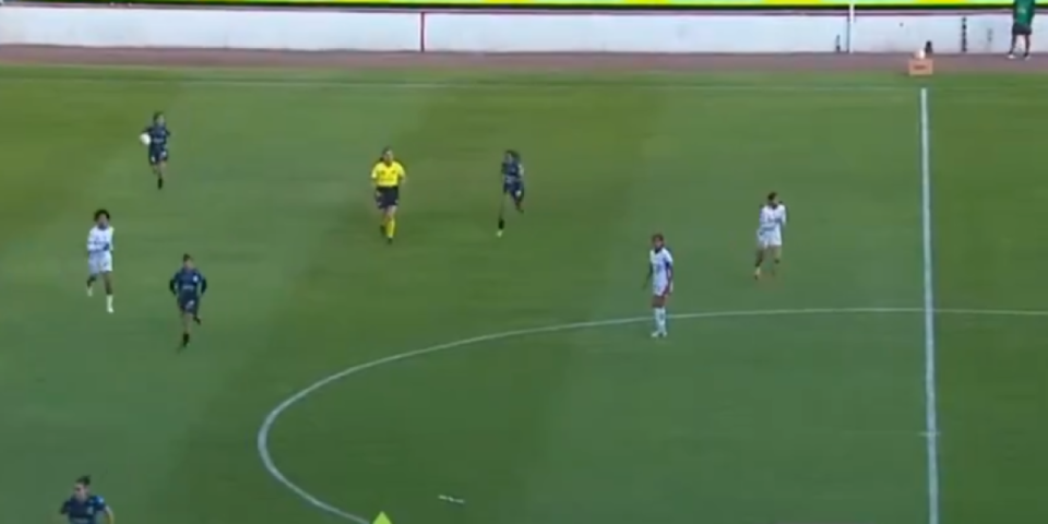 Fudbalerke beže od kartela - Jezivi snimci iz Meksika obišli planetu (VIDEO)