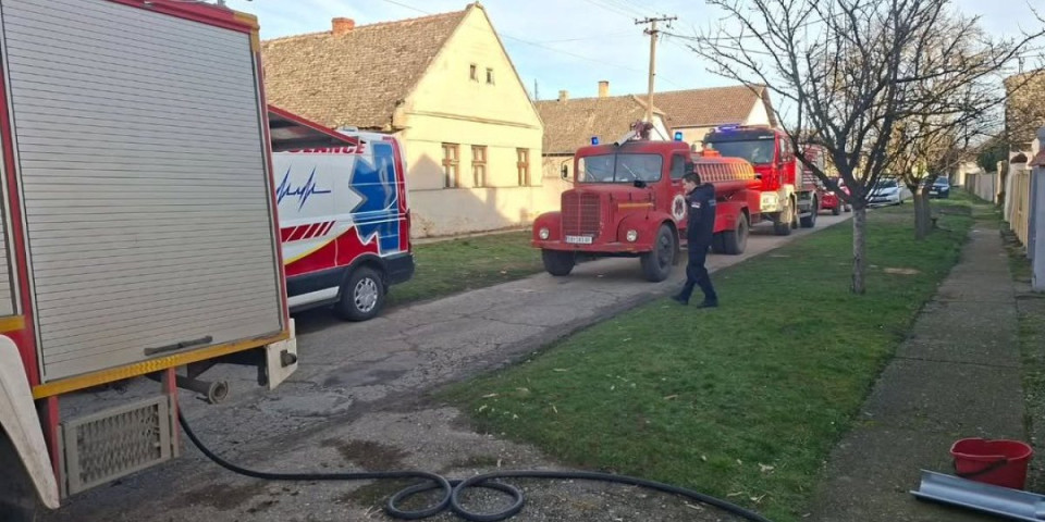 Požar kod Sombora: Ima povređenih (FOTO)